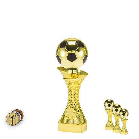 Minge de fotbal pe un suport cu coloană de aur A