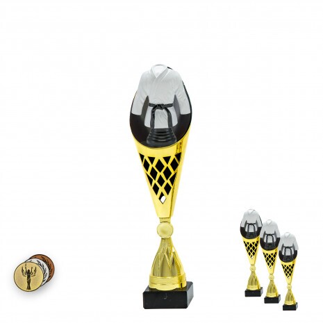 Karate pe un trofeu negru/auriu C